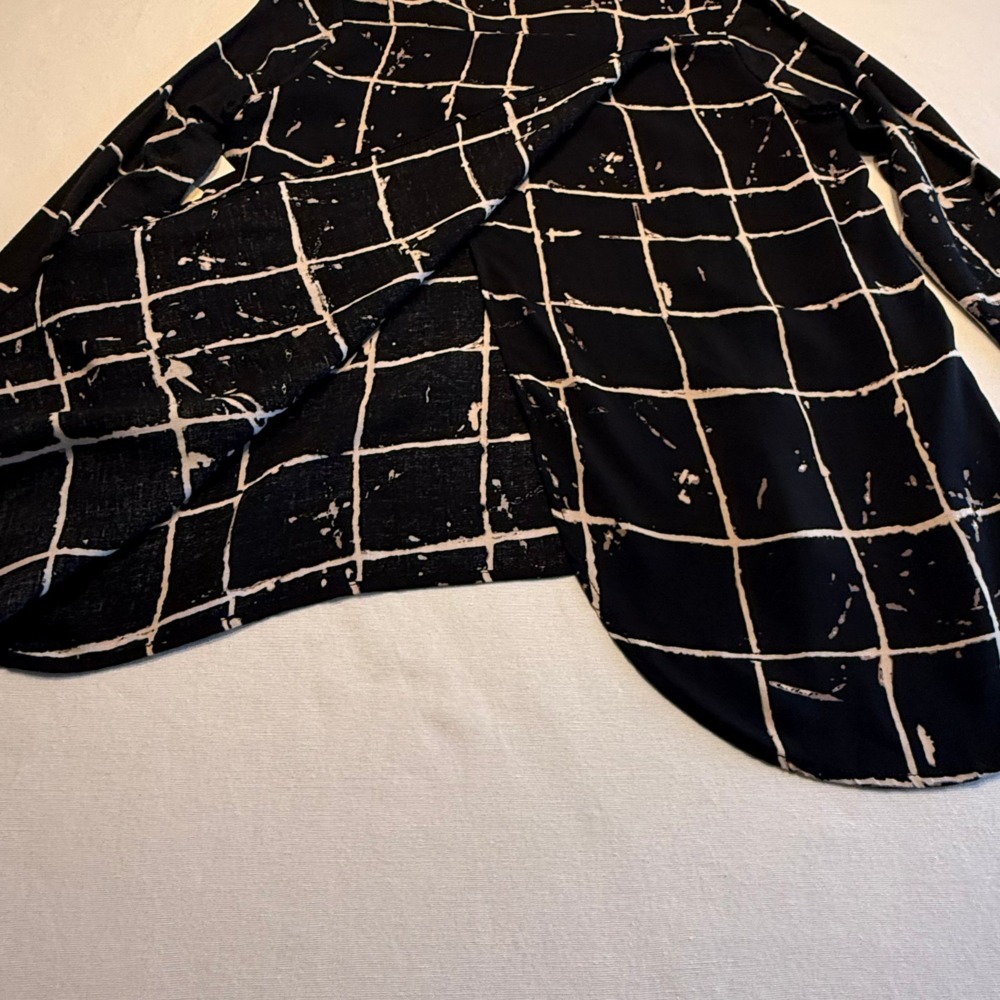 OneWorld Black Grid Print Hi-Low Long‎ Sleeve Top | PM | NWT - Picture 14 of 14